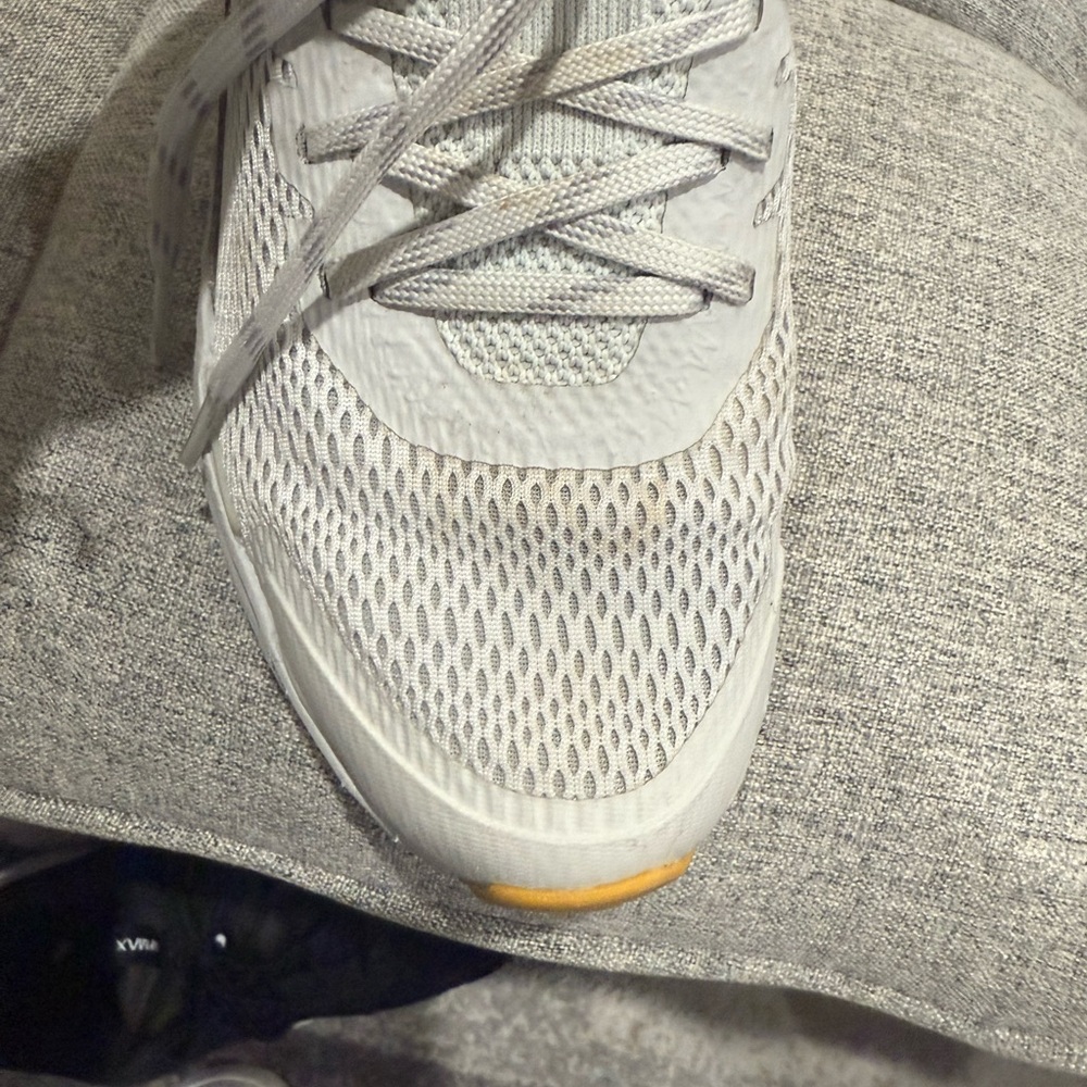 Woman’s North Face Athletic Shoes View 2